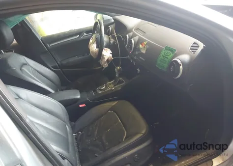 2015 Audi A3 2.0T Premium z USA, uszkodzony, nr VIN WAUEFGFF7F1033683